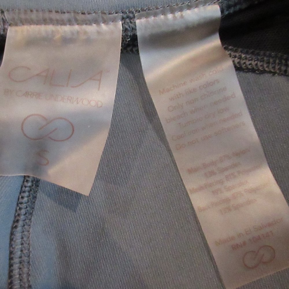 CALIA by Carrie Underwood Gray Capris w/ Pockets - Picture 3 of 14